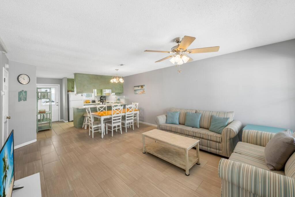 New! Steps To White Sand Beaches! Pool & Grill! 2Br 2Ba Panama City Beach Eksteriør billede